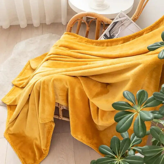 Manta polar mostaza para sofá y cama, manta grande y tacto suave.