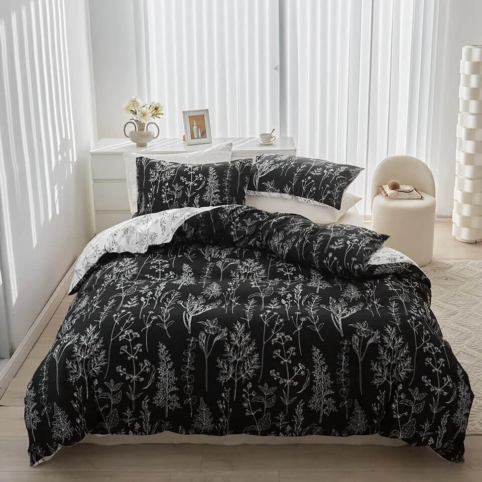 Funda Nórdica floral con hojas en blanco y negro, reversible y suave.