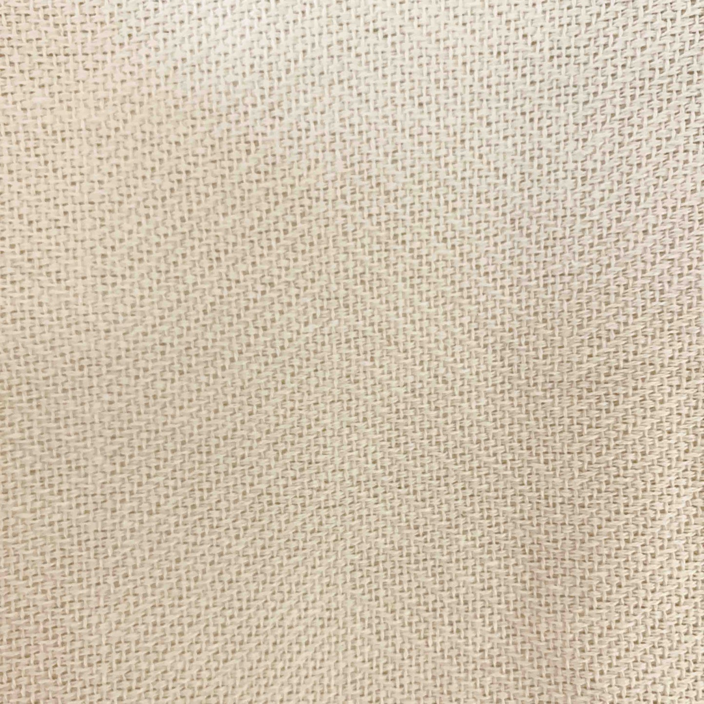 Colcha verano multiusos para sofá o cama. Color blanco roto.