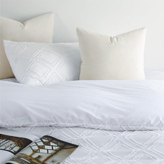 Funda Nórdica blanca con rombos en relieve, moderna y extra suave.