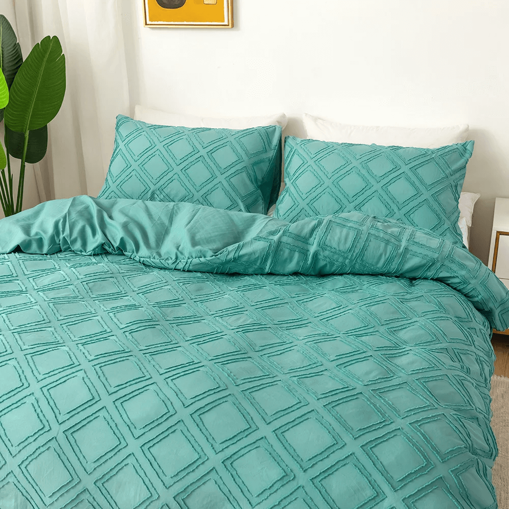 Turquoise duvet cover with embossed rhombuses, modern and extra soft.