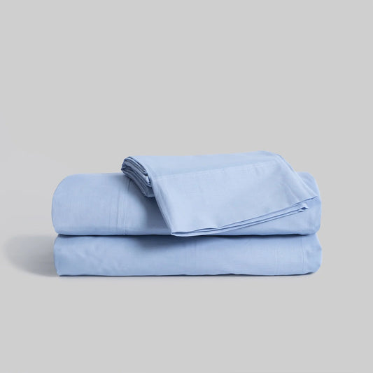 100% cotton adjustable bottom. White color.