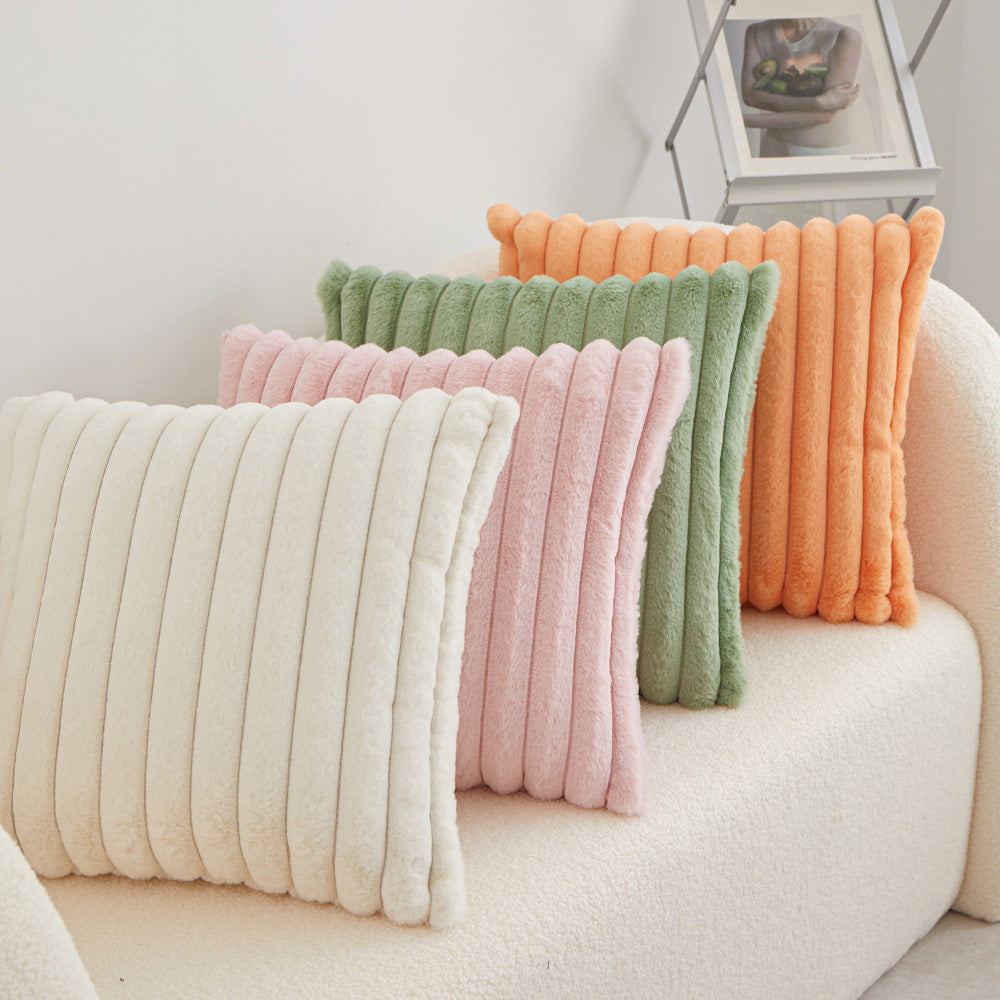 Funda de cojín de pelo corto polar con textura de rayas, medida 45x45 cm, suave, cálida y decorativa para sofá o cama.