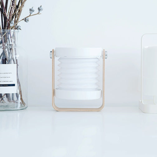 Lampara de mesa inalámbrica. Color blanco. - Oma Home