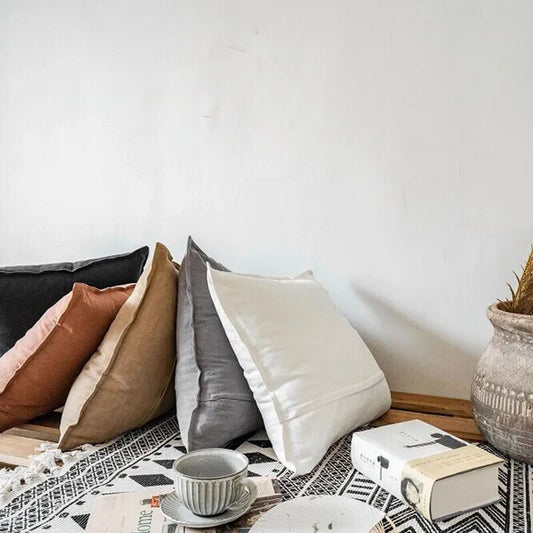 Funda de cojín de Lino y Algodón natural Gris Oscuro - Negro: la elegancia minimalista para tu hogar.