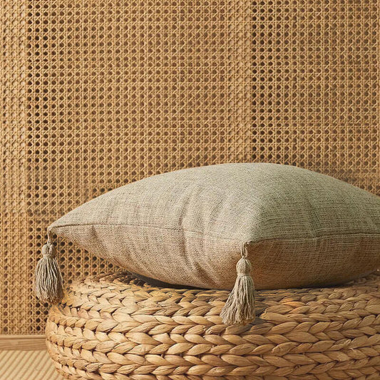 Funda de cojín Beige para Sofá con Borlas para un hogar acogedor.