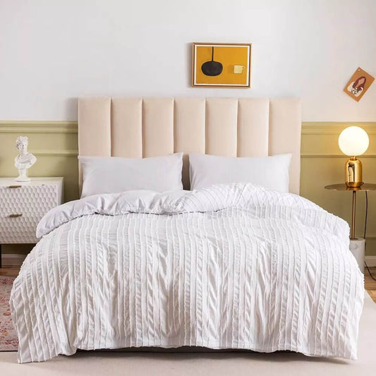 Funda Nórdica Blanca con rayas en relieve, microfibra extra suave.