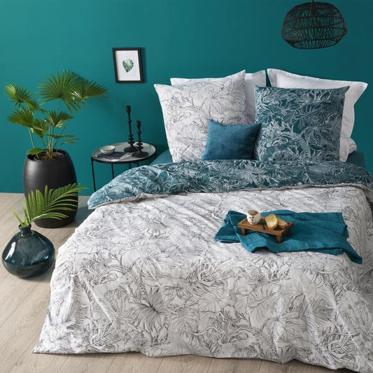 Reversible duvet cover with Selva print.